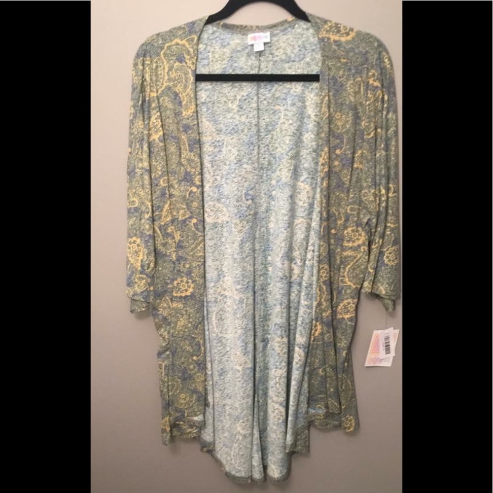 MEDIUM LULAROE LINDSAY